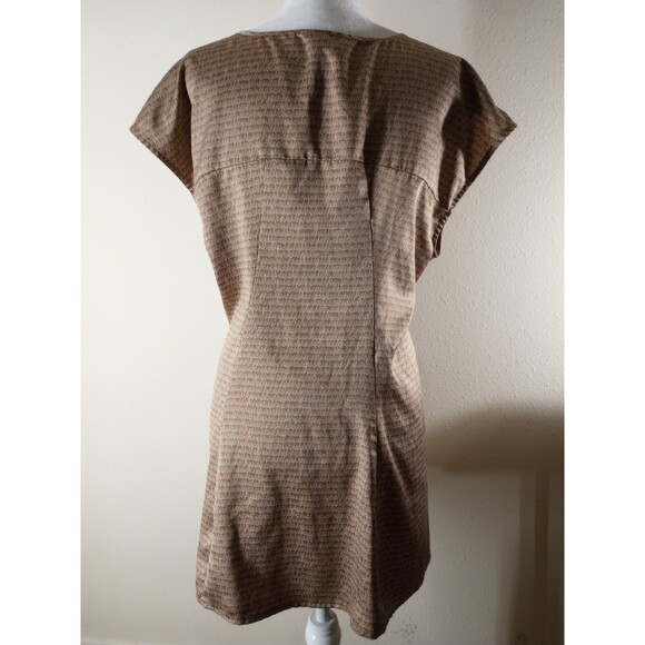 She said Women's Dress Small Beige Sleeveless Knee Length Stretch Waist Satin - Picture 3 of 11